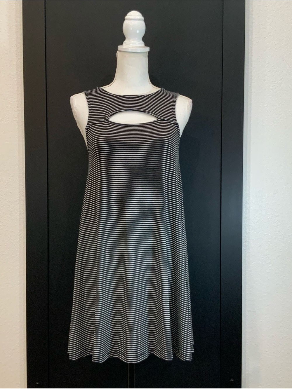 American Eagle Soft & Sexy Striped Cutout Swing Dress XS